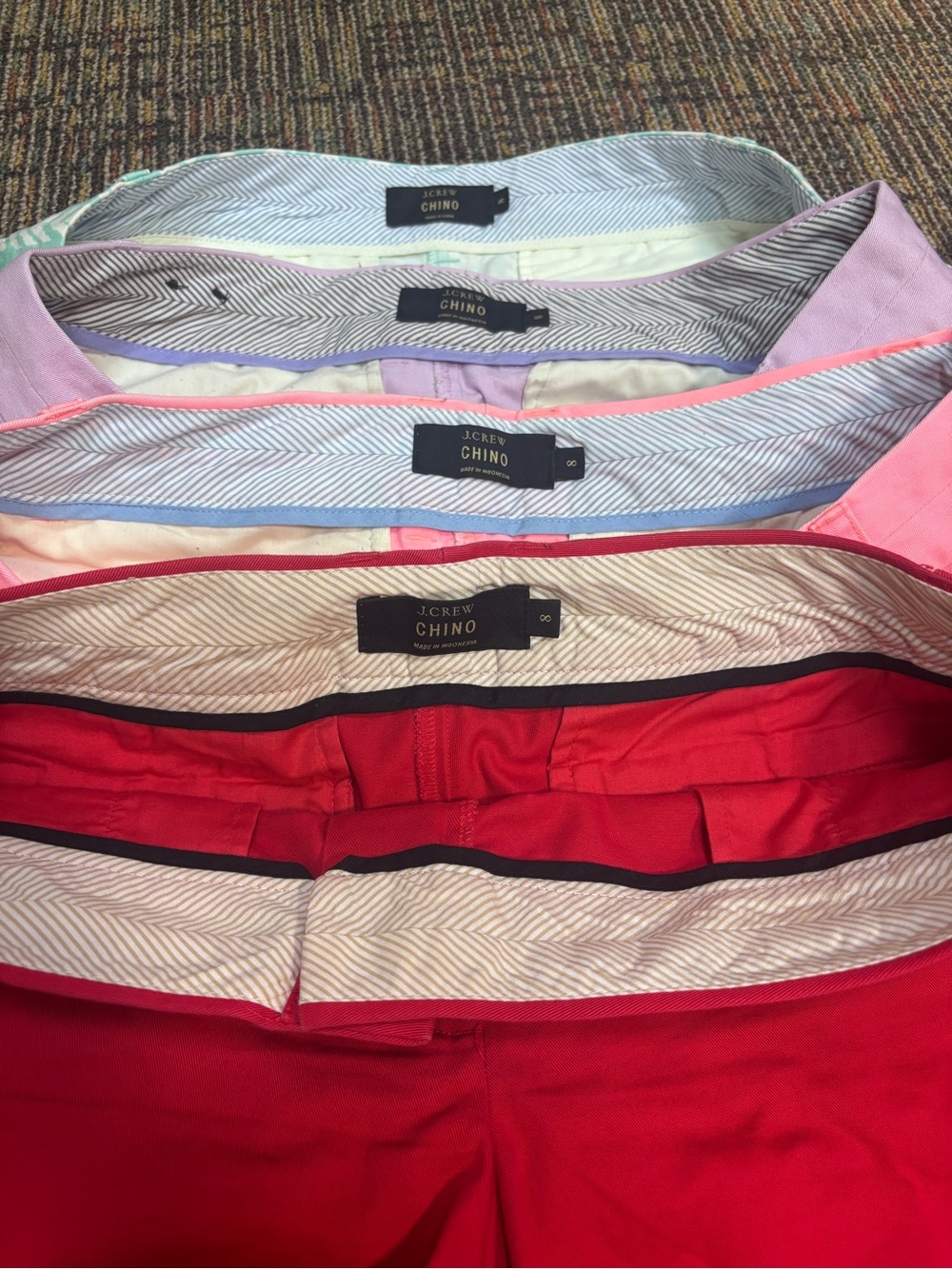 J. Crew W’s Sz 8 Chino Shorts Four-Pack in Excellent Cndtn
